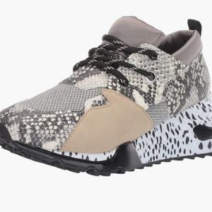 Steve Madden sneakers